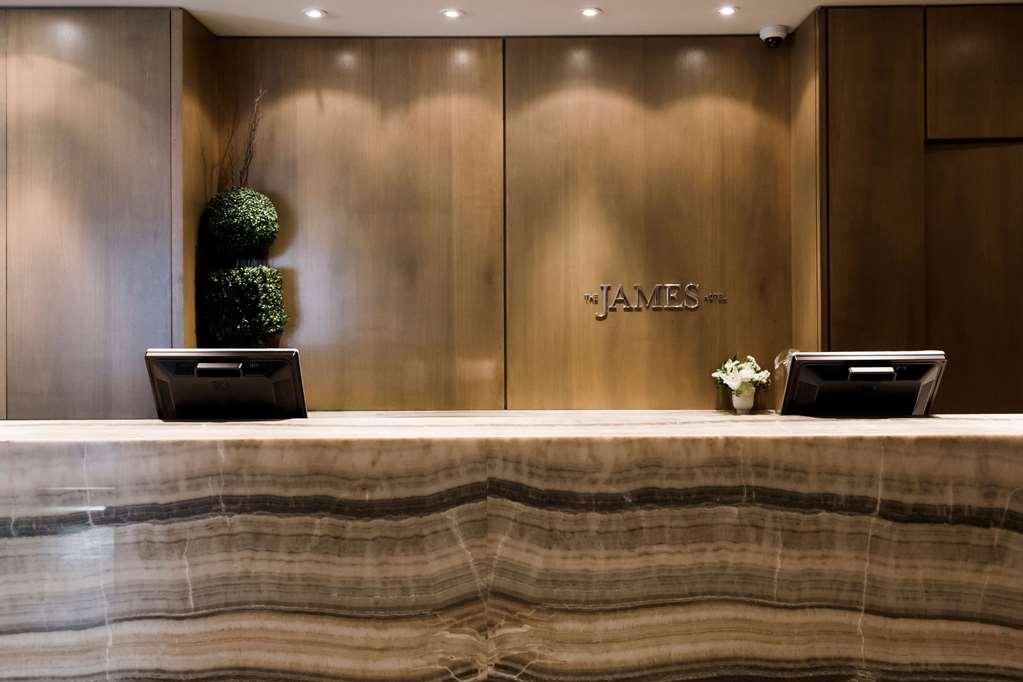 Hotel The 4*
